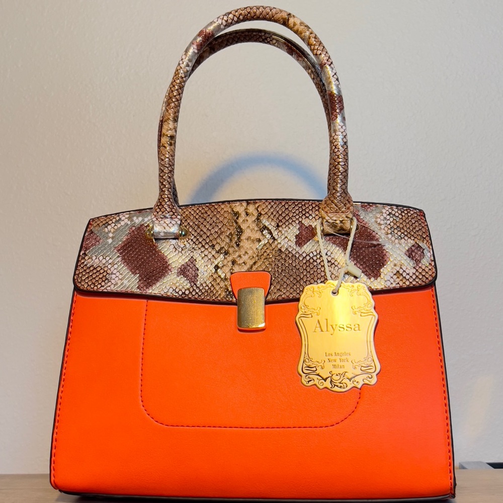 NWT ALYSSA Vegan Leather Orange Handbag W/Crossbody  Strap “Snakeskin” Purse